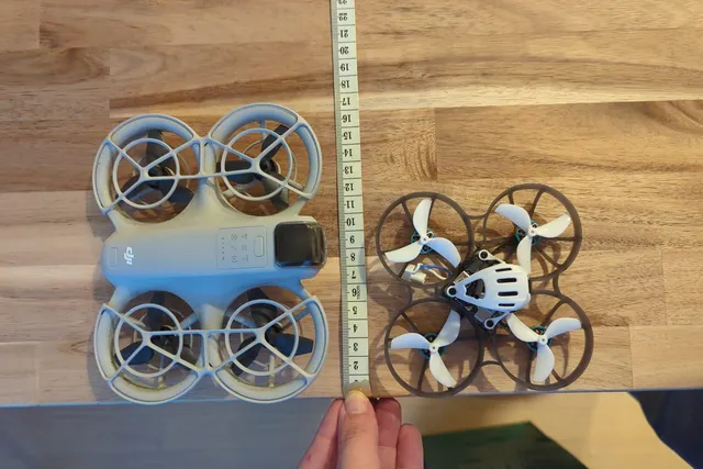 DJI Neo 2 vs BetaFPV Meteor 75 Pro : quel drone FPV pour débuter ?